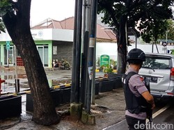 Tim Gegana Cek Kardus Mencurigakan di RS Muhammadiyah