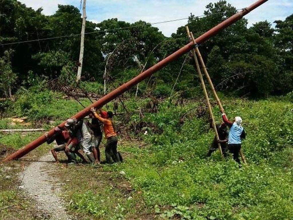 Target Elektrifikasi Daerah Tertinggal Bisa Tertunda ke 2020 Target Elektrifikasi Daerah Tertinggal Bisa Tertunda ke 2020