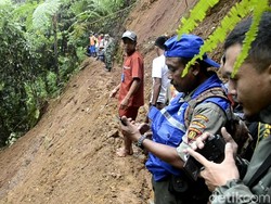 Pencarian Korban Hilang Akibat Longsor di Pekalongan Masih Berlangsung
