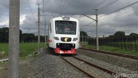 Foto: Melihat Kereta Bandara Soekarno-Hatta Beroperasi Lagi