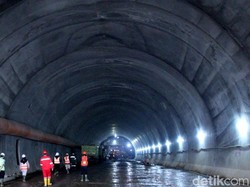Apa Kabar Rencana Sandi Kawinkan Tol dengan Terowongan Raksasa di DKI?
