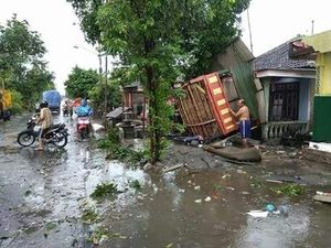 Angin Kencang Porak Porandakan 16 Rumah di Mojokerto