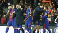 Barcelona akan menjalani laga perebutan trofi melawan Sevilla. Pertandingan itu akan digelar pada 21 April mendatang. (Foto: Heino Kalis/Reuters)