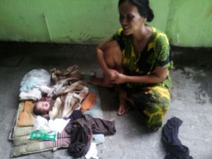 Foto: Rosida yang Telantar di Grogol dan Hampir Lahirkan Anak di Jalan