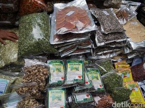 Racikan Herbal Glodok yang Legendaris Racikan Herbal Glodok yang Legendaris