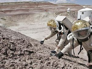 Ada Riset Misi Penerbangan ke Mars di Gurun Dhofar Oman