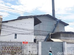 KLHK Tutup Pabrik Tekstil di Bandung yang Tidak Punya IPAL