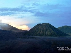 Siapa yang Rindu Pagi Hari di Bromo?