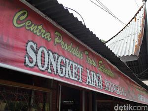 Ingin Belanja Songket Silungkang Seperti Jokowi? Ini Tempatnya