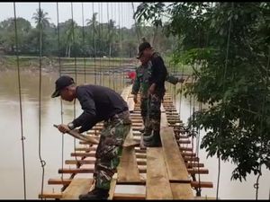 Perbaikan Jembatan Gantung Muara Enim Ditargetkan Selesai Pekan Depan
