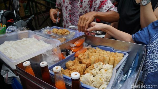 Foto: Bikin Ngiler, Ini Jajanan-jajanan Lezat di Kawasan Glodok