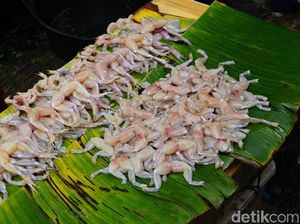 Katak dan Aneka Kuliner Antimainstream Chinatown Jakarta Katak dan Aneka Kuliner Antimainstream Chinatown Jakarta