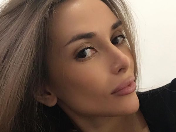 Foto: Selebgram Cantik yang Gugat Klinik karena Payudaranya Jadi Kotak