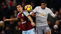 Jack Cork menjadi tulang punggung Burnley di lini tengah setelah didatangkan dari Swansea City di musim panas. Ia menjadi salah satu pemain yang rutin bermain sejauh ini. (Foto: Jason Cairnduff/Action Images via Reuters)