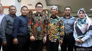 Kadir Cs Pertanyakan Nasib Pelawak yang Ditahan di Hong Kong