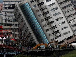 Pencarian Korban Gempa Taiwan Diakhiri, Korban Tewas Jadi 17 Orang Pencarian Korban Gempa Taiwan Diakhiri, Korban Tewas Jadi 17 Orang