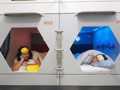 Foto: Beginilah Bentuk Hotel Kapsul Pertama di Inggris