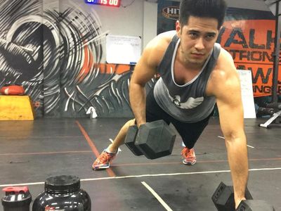 Potret Koki Ganteng Jose Sarasola, Pacar Miyabi yang Bertubuh Atletis