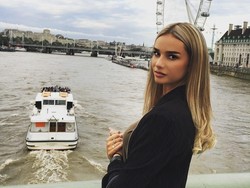 Kekasih Dele Alli, Ruby Mae, salah satu WAGs anggota skuat Tiga Singa. (Foto: @rubymae3223/Instagram)