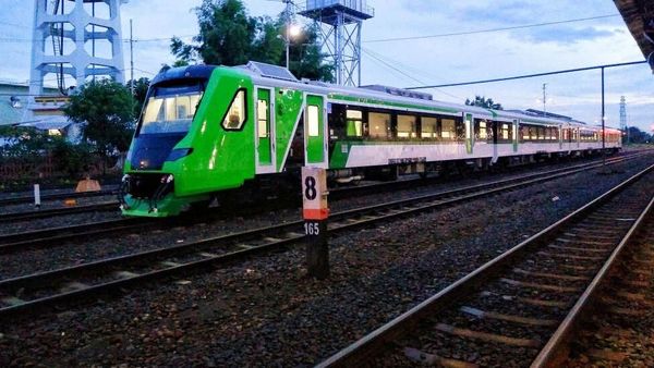 Penampakan Kereta Bandara Minangkabau yang Diresmikan Jokowi