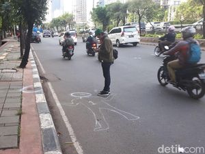 SUV Tabrak Produser RTV, Sandi: Kendaraan Besar Hargai yang Kecil SUV Tabrak Produser RTV, Sandi: Kendaraan Besar Hargai yang Kecil