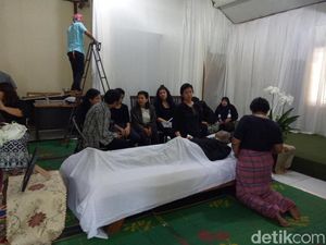 Kisah Advent Bangun dari Aktor Laga hingga Jadi Pendeta