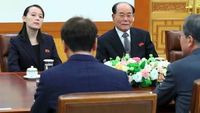 Foto: Senyum Hangat di Pertemuan Dua Korea yang Bermusuhan