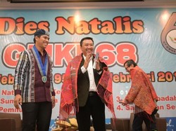 Menpora Ajak Pemuda Tiru Dedikasi Wolter Monginsidi