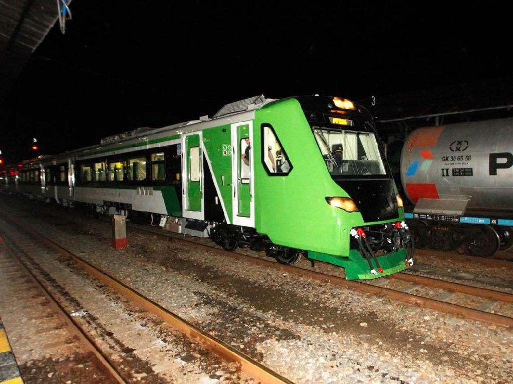 Tarif Kereta Bandara Minangkabau Rp 5.000-10.000 Tarif Kereta Bandara Minangkabau Rp 5.000-10.000