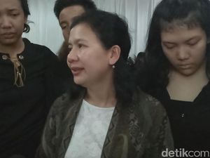 Air Mata Keluarga di Rumah Duka Advent Bangun