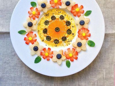 Bikin Nggak Tega Dimakan, Ini Smoothie Bowl Cantik Kreasi Seniman Jepang