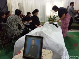 Yockie Prayogo-Advent Bangun Meninggal Dunia, Angel Lelga dan Vicky Menikah Yockie Prayogo-Advent Bangun Meninggal Dunia, Angel Lelga dan Vicky Menikah