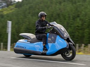 Keren, Perkawinan Skuter dengan Jetski