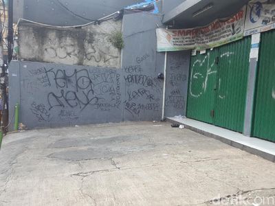 Foto: Lokasi Ustaz Basit Dikeroyok Remaja di Kemanggisan