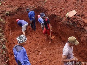 Ini Liang Lahat Massal untuk Korban Kecelakaan Tanjakan Emen