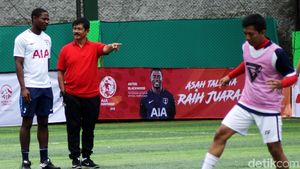 Indra Sjafri dan Anton Blackwood Latih Tim AIA Indonesia