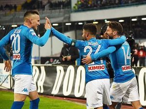Kalahkan Lazio, Napoli Kembali ke Puncak Klasemen