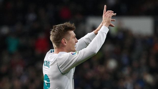 Kebugaran Toni Kroos dinanti di laga lawan Paris Saint-Germain.