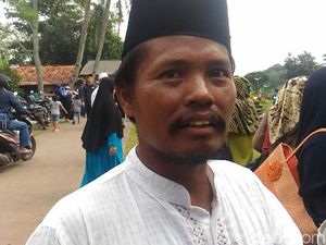 Cerita Waghiyo yang Istrinya Selamat dari Kecelakaan Tanjakan Emen