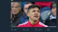 Alexis Sanchez menjadi pemain yang cukup disalahkan atas kekalahan MU atas Newcastle. (Foto: Twitter @MenInBlazers)