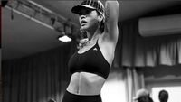 Mau Punya Perut Ramping dan Tubuh Seksi Ala Rita Ora? Ini Olahraganya