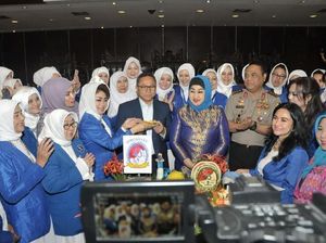 Ibu-ibu Curhat ke Ketua MPR Soal Sulitnya Izin Usaha