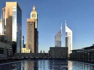 Hotel Tertinggi di Dunia Resmi Dibuka