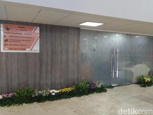 Jeroan Klinik e-LHKPN di Gedung DPR Jeroan Klinik e-LHKPN di Gedung DPR