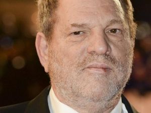 Video: Harvey Weinstein Dilarikan ke RS Seusai Hasil Tes Darah Mengkhawatirkan Video: Harvey Weinstein Dilarikan ke RS Seusai Hasil Tes Darah Mengkhawatirkan