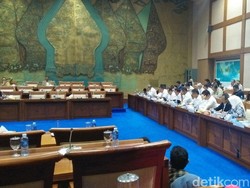 Kementerian ESDM, PGN, dan Pertagas Rapat Bareng DPR Bahas Gas
