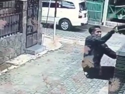 Viral, Pria Maling Burung Terekam CCTV di Bandung