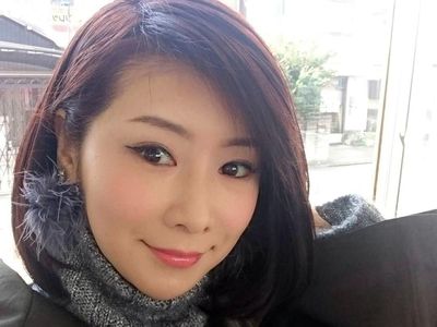 Foto: Gaya Liburan Model Cantik Jepang Paling Awet Muda