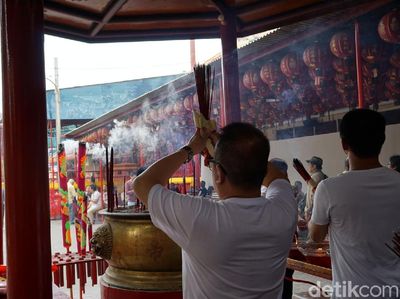Foto: Toleransi Agama di Petak Sembilan Glodok