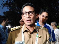 Persiapkan Asian Games, Sandi Akan Relokasi PKL Sate Taichan di GBK